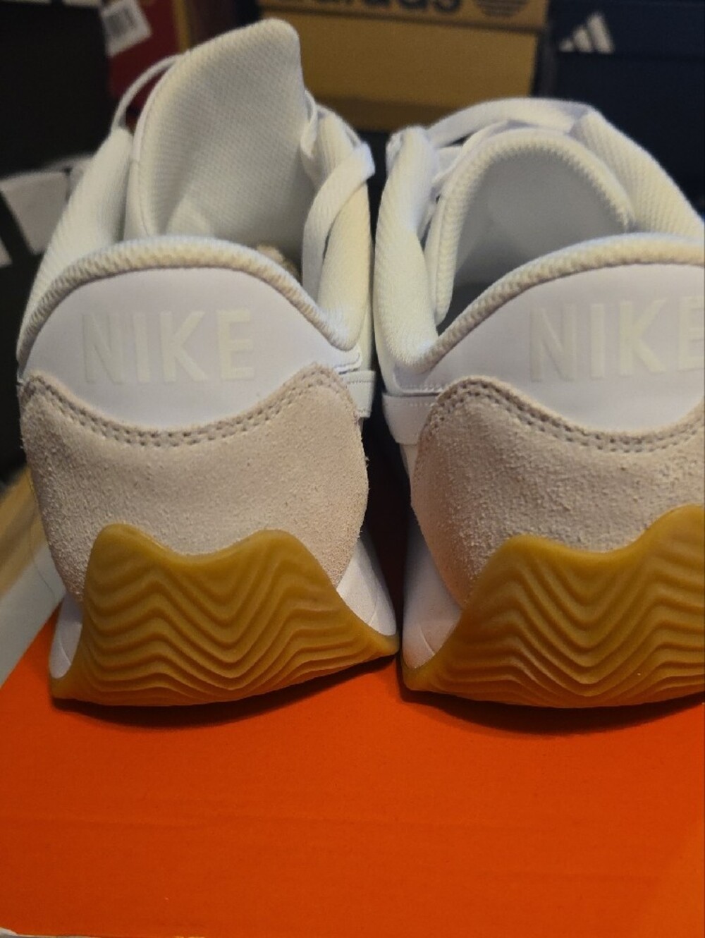 Nike Women’s Pacific-Size 11-White & Beige Sneakers-Box Has No Lid - Picture 4 of 6
